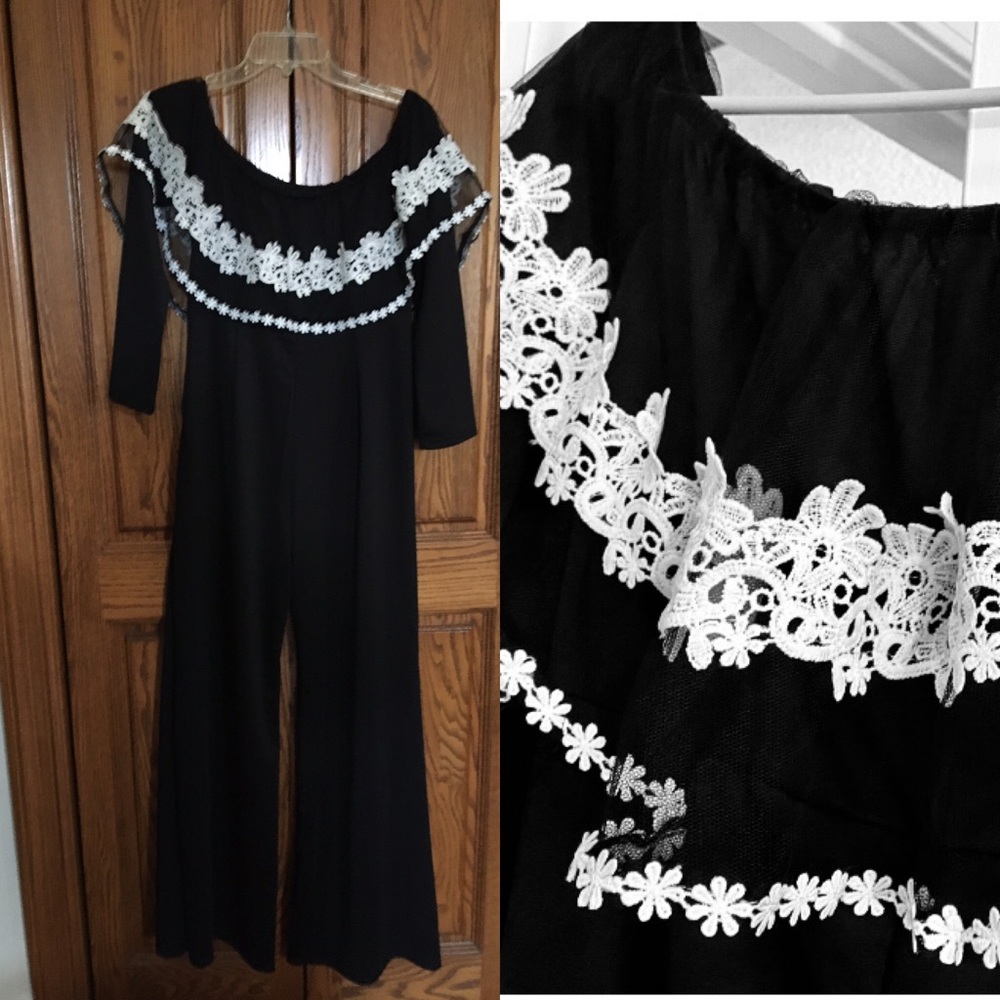 Pantsuit Black & White Off The Shoulder